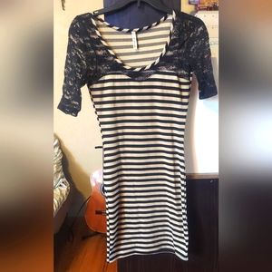 Mi Manchi Striped Dress